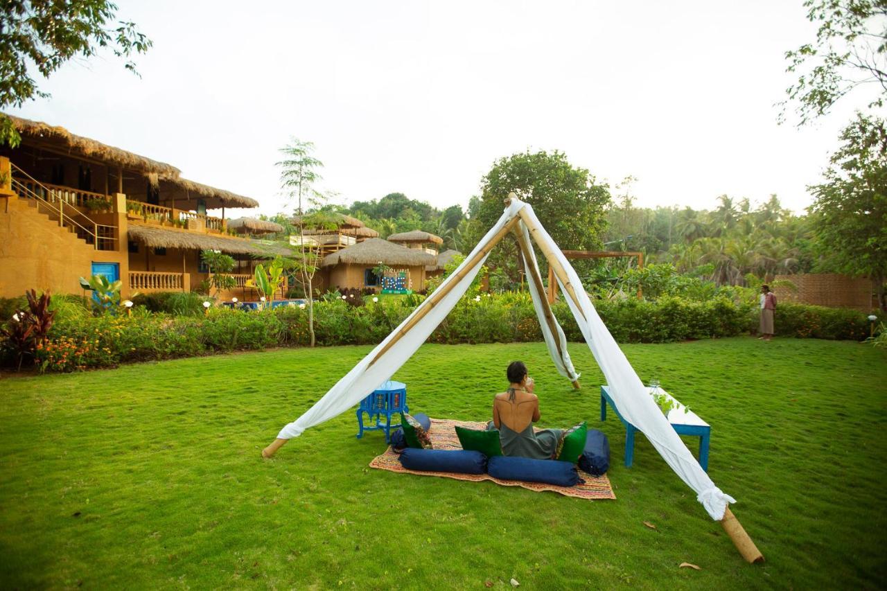 One At Goa Hotel Канакона Екстериор снимка